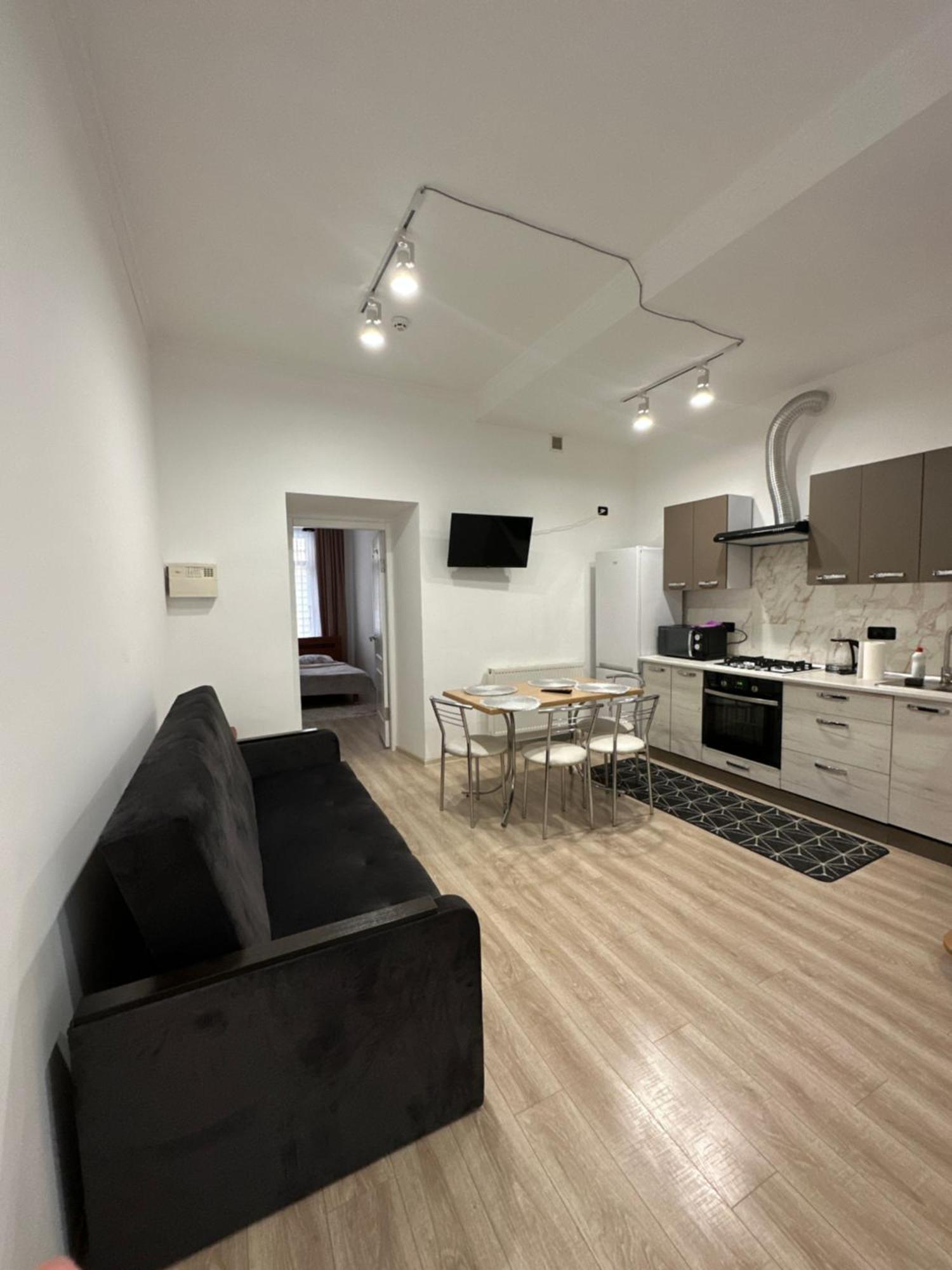 לבוב Levvv Apartment מראה חיצוני תמונה